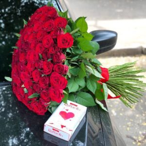 101 красная роза + Raffaello
