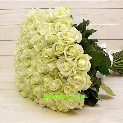 101 белая роза 50 см