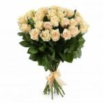 Букет 35 кремових троянд