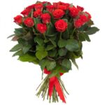 Красная роза Эль Торо 50 см 19 штук