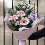 Букет з гербер та еустом