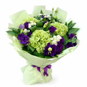 Букет из гортензии, эустомы сиреневой и хризантемы