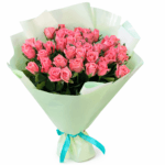 Розовые розы 45 штук
