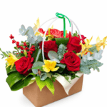 Новогодняя сумочка с альстромерией и антуриумом