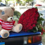 101 роза с мишкой