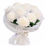 Букет 11 белых пышных хризантем