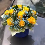 Композиция из 11 желтых роз