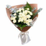 Пионовидные кустовые розы в стильном дизайне