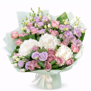 Экзотический букет из гортензии, эустомы, розы