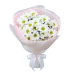 Букет из белоснежных ромашковых хризантем